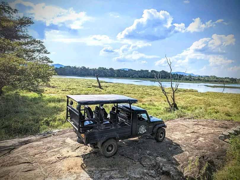 Safari Bandara jeep overlooking the Wasgamuwa reservoir